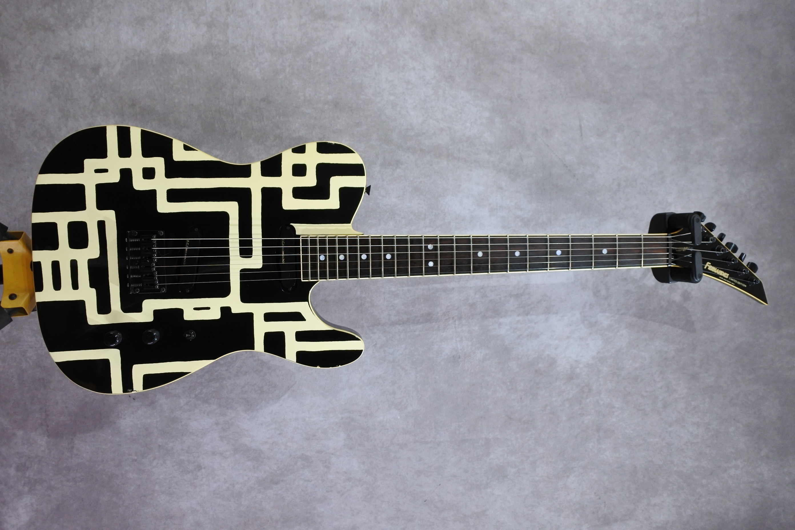 FERNANDES TE-95HT 【TOMOYASU HOTEI MODEL】